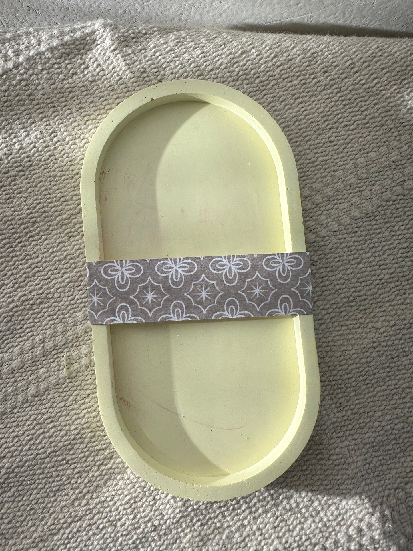 Base concrete yellow